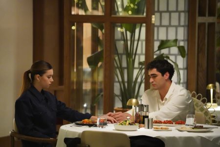 Yalı Çapkını 52. Bölümde Korhanlar adeta yıkıldı! Ferit