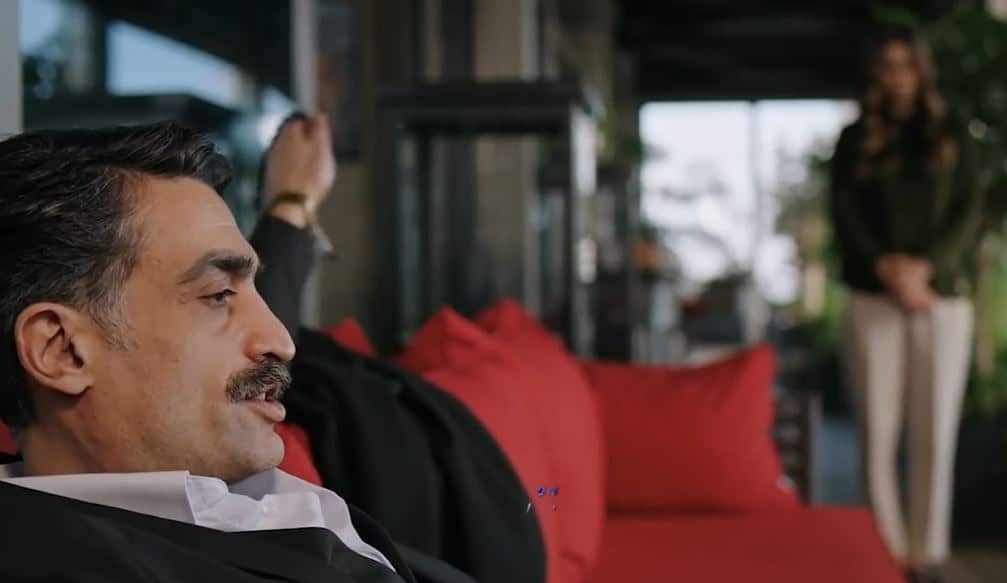 Yalı Çapkını'nın 26. Bölümünde Kazım Seyran'ın boşanmasına izin veriyor!