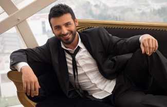Yapımcılar Emre Kaya'nın peşinde