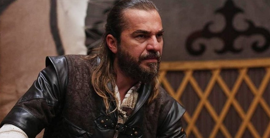 Yeni dizi Barbaros'tan ayrılan Çağatay Ulusoy'un yerine Engin Altan Düzyatan mı geçiyor?