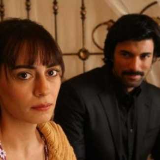 Yeni dizi zirvede!!!