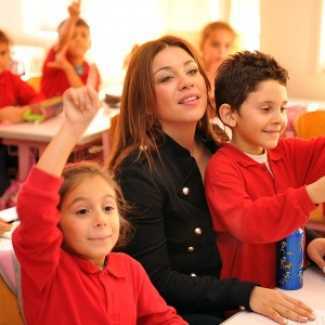 Yeşim Ceren Bozoğlu minik hayranları ile buluştu!