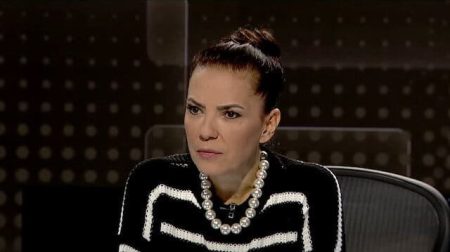 Yeşim Salkım'dan Serenay Sarıkaya'ya deprem tepkisi!