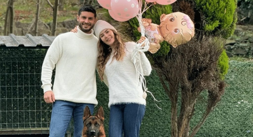 Yıldız Çağrı Atiksoy gün sayıyor Yıldız Çağrı Atiksoy gün sayıyor