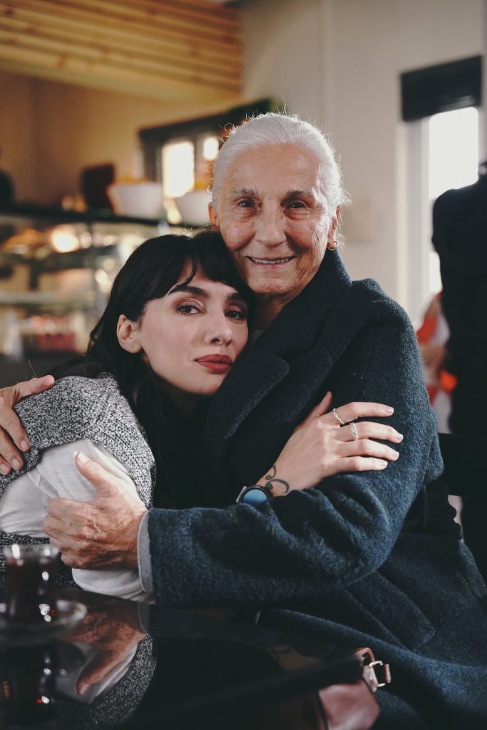 Yıldız oyuncu Bir Derdim Var dizisine dahil oldu!