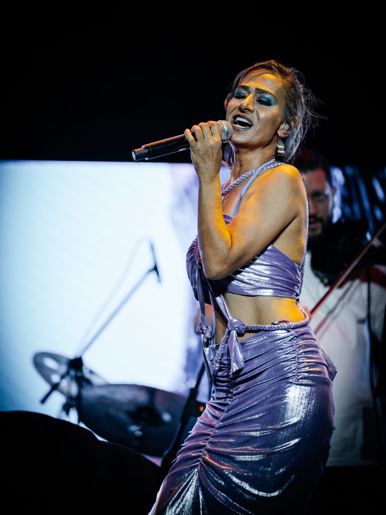 Yıldız Tilbe konserleri son sürat!