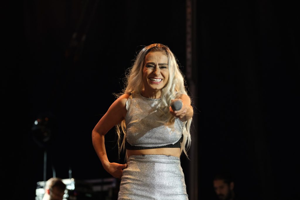 Yıldız Tilbe'den müzik ziyafeti!