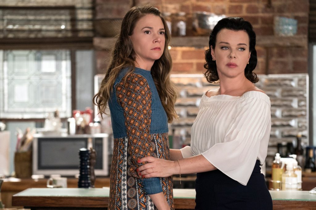 Younger 5. sezon onayını aldı!