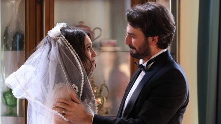 Yüz Yıllık Mucize'nin 2. Bölümünden yeni fragman yayınlandı! Eşref ve Süreyya'nın hikayesi derinleşiyor!
