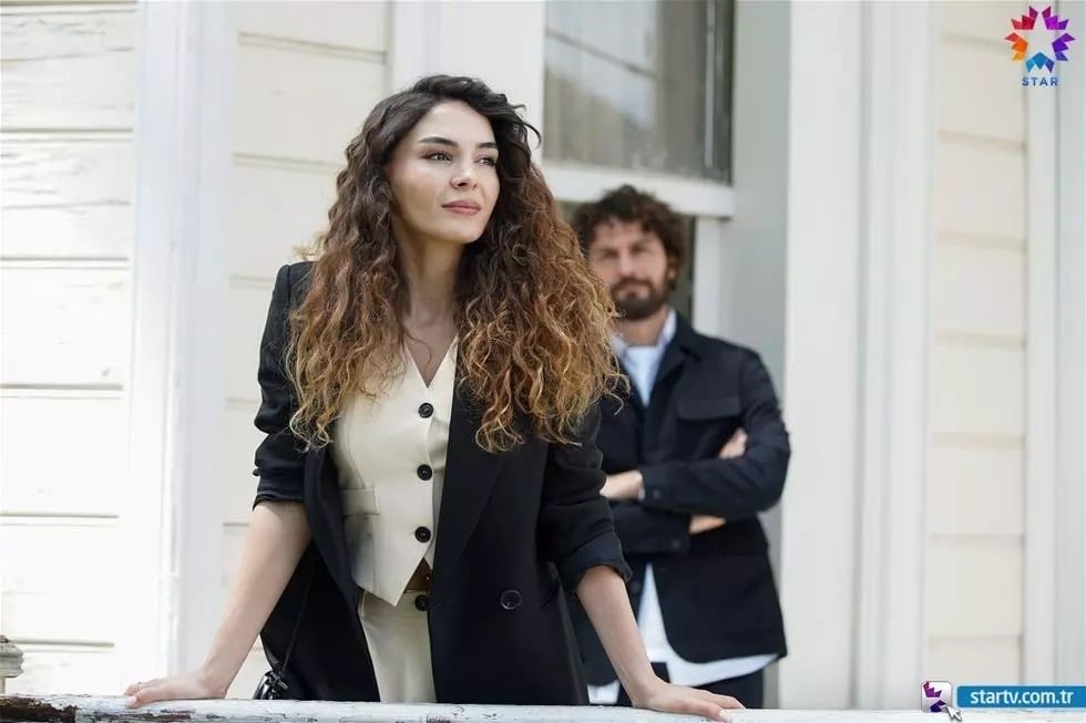 Yüz Yıllık Mucize'nin 8. Bölümüne Harika'ya annesinden gelen not damgasını vurdu!