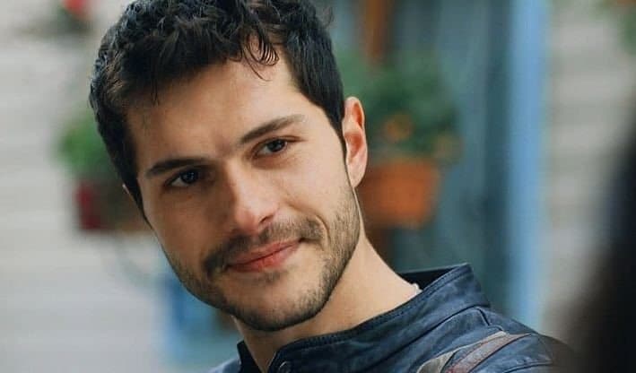 Zemheri Ayaz (Alperen Duymaz) kimdir?