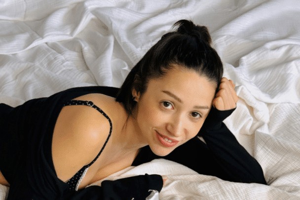 Zeynep Bastık’a takipçisinden sert yorum! Zeynep Bastık'a takipçisinden sert yorum!