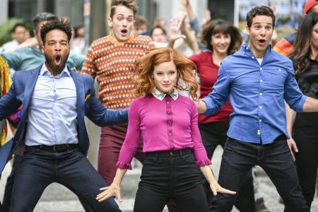 Zoey's Extraordinary Playlist dizisi için ilk fragman yayınlandı! Konusu ve oyuncu kadrosu