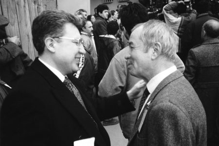Zülfü Livaneli ve Erdal Öz’den bir dostluk düeti: Sazın Teli Koptu