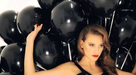 Serenay Sarıkaya Backstage Görüntüleri
