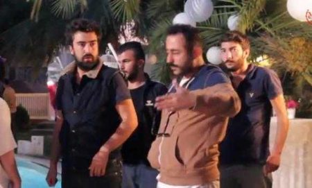 Zengin Kız Fakir Oğlan ekibi kostüm partisine nasıl hazırlandı?