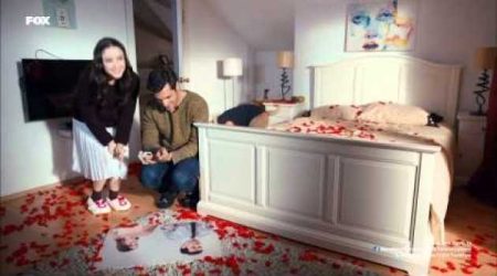 Öykü mutluluktan havalara uçuyor..