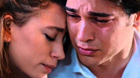 Mira ve Yaman Eylül'e umut olmaya çalışır