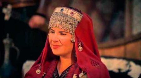 Ertuğrul'un Söylediği Türkü - Sefer Düştü Gürcistan'a