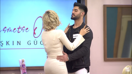 Kısmetse Olur: Aşkın Gücü 8. Bölüm - Yeni Damat Adayı Aybüke'yle Dans Etti