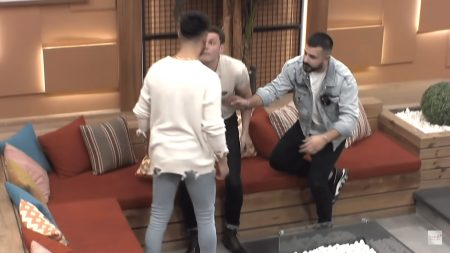 Kısmetse Olur: Aşkın Gücü 12. Bölüm - Tolga ve Furkan Arasında Aybüke Yüzleşmesi