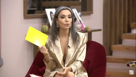 Kısmetse Olur: Aşkın Gücü 38. Bölüm - Yaşanan Gerginlik Sarı Kart Aldırdı