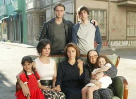 Öyle Bir Geçer Zaman ki 100. Bölüm Fragmanı