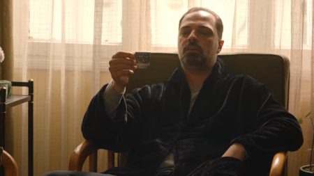 Gelsin Hayat Bildiği Gibi - Çıngıraklı Yılan Gibi Sokuyorsun (20.Bölüm)