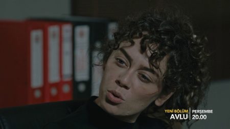 Avlu 17. Bölüm Fragmanı