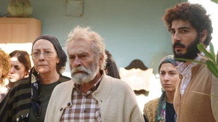 "Sen buranın sahibi misin?" | Baba 23. Bölüm