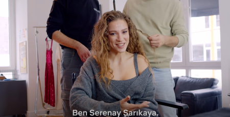 Şahmaran | Serenay Sarıkaya Cevaplıyor | Netflix