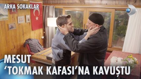Arka Sokaklar 673. Bölüm | Mesut ile Tunç gözyaşları içinde!