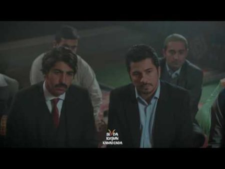 Mehmed Zahit Kotku Efendi sohbet vermektedir.