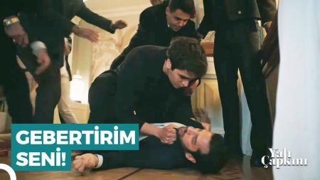 Yalı Çapkını 30. Bölüm | Ferit'ten Tarık'a Yumruk Şov!
