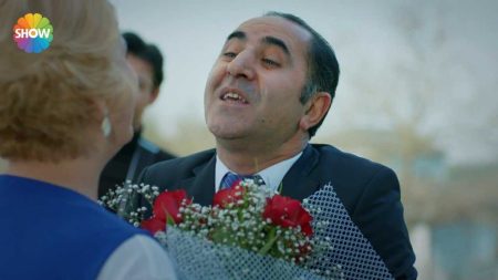 Naci'nin sürprizi Mediha'yı şaşırtıyor
