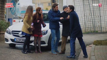 Haluk ile Ece Salih Babaya yakalanıyor!