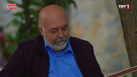 Salih Baba'dan Kaşık Havası!