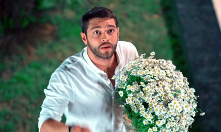 İlhan Şeşen - Ellerimde Çiçekler