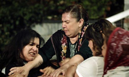 Arda kızları birbirine düşürdü!
