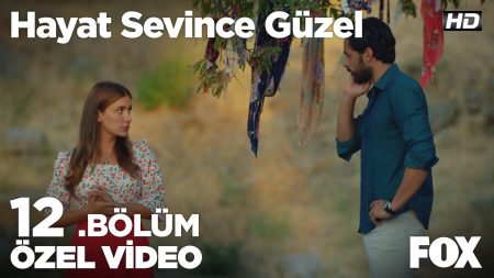 Zarife aşk işlerini hiç beceremiyor!