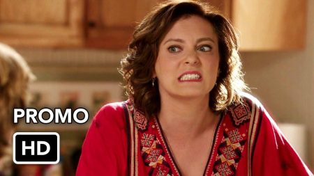 Crazy Ex-Girlfriend 2. sezon 8. bölüm fragmanı