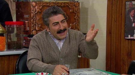 Bekçi Bekir " Senin Derdin Ne Çatatoy ? "
