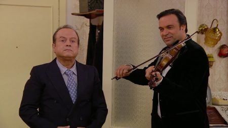 Rukiye " Uyutamıyorlarmış. Çocuğu Uyutamıyorlarmış. Lafa Bak."