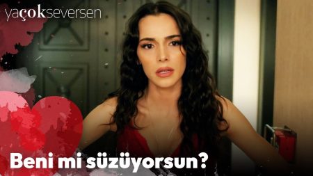 Ya Çok Seversen 1. Bölüm - Beni mi Süzüyorsun?