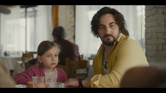 BKM’nin Tur Rehberi filminden bol kahkahalı fragman: “Seviyoruz seni Ercü!’