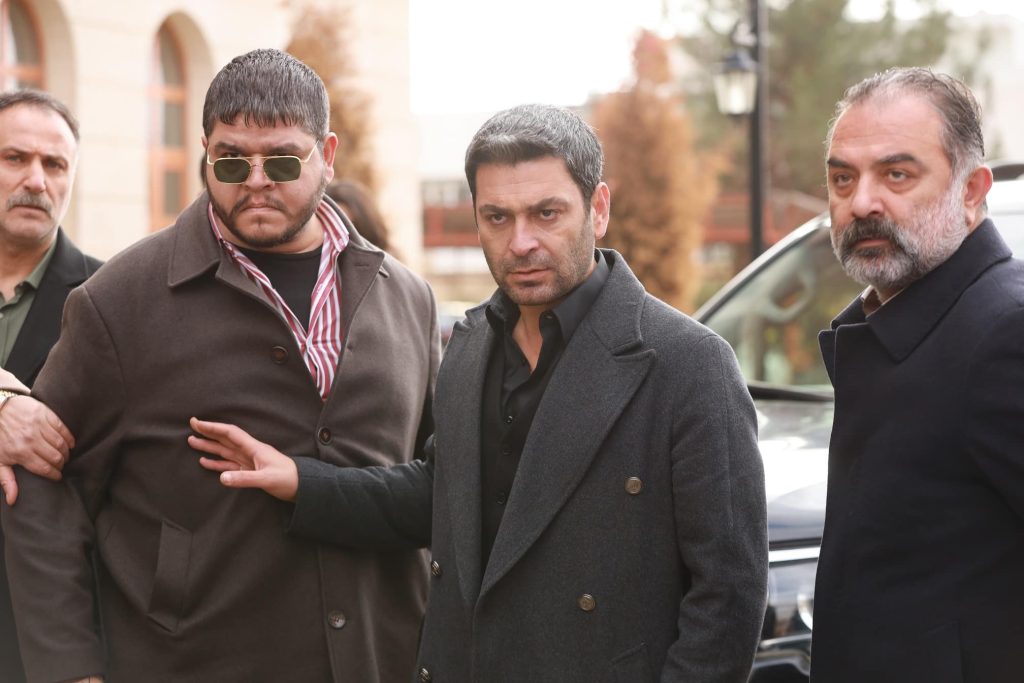 Uzak Şehir 9. Bölümüyle reyting rekoru kırdı! Alya Cihan'a destek oldu!