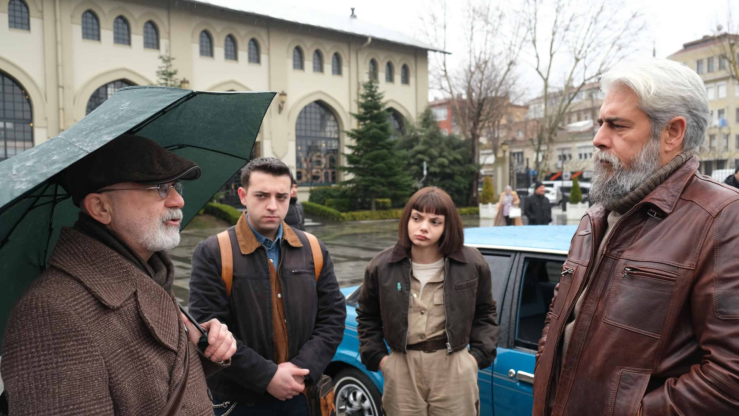 ÖZEL HABER - Fenomen dizi Tozkoparan-Kaos sete çıktı! - Diziler.com