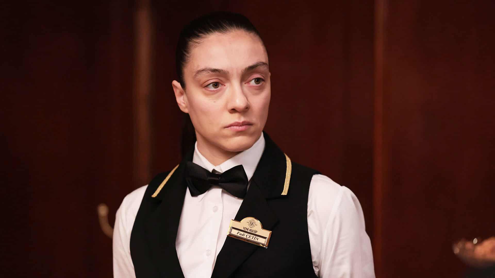 Kral Kaybederse 8. Bölümde Gerilim Tırmandı: Özlem'den İntikam Sofrası, Notların Sırrı Ortaya Çıkıyor!
