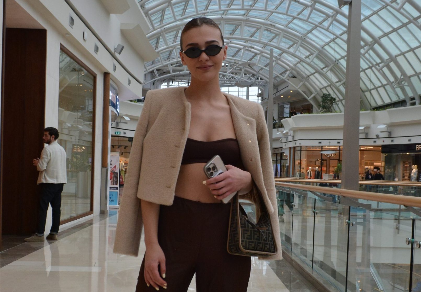 Melisa Döngel’den yeni proje sinyali!