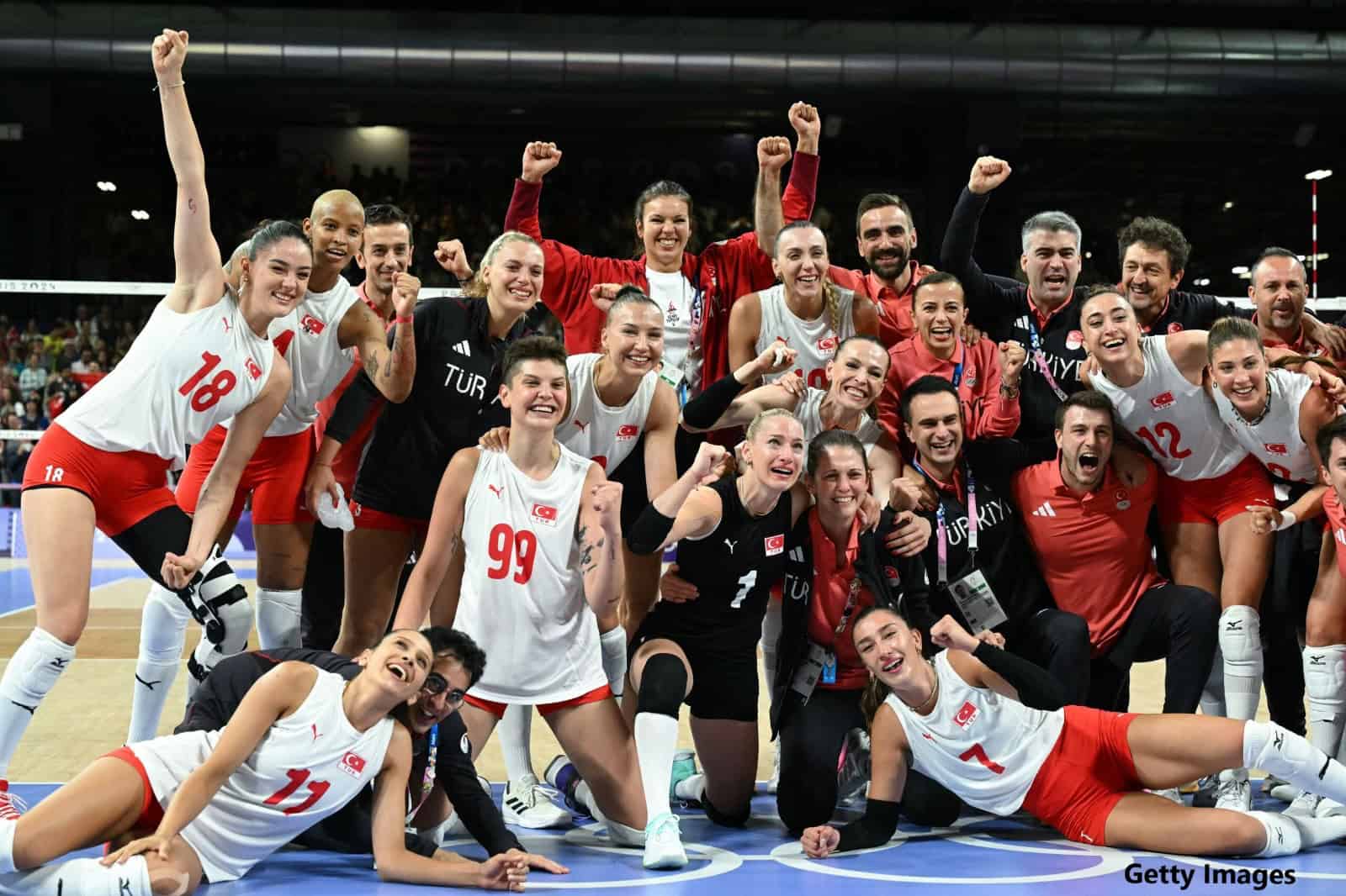 A Milli Kadın Voleybol Takımının hazırlık maçları canlı yayınla Max’te ekrana gelecek!